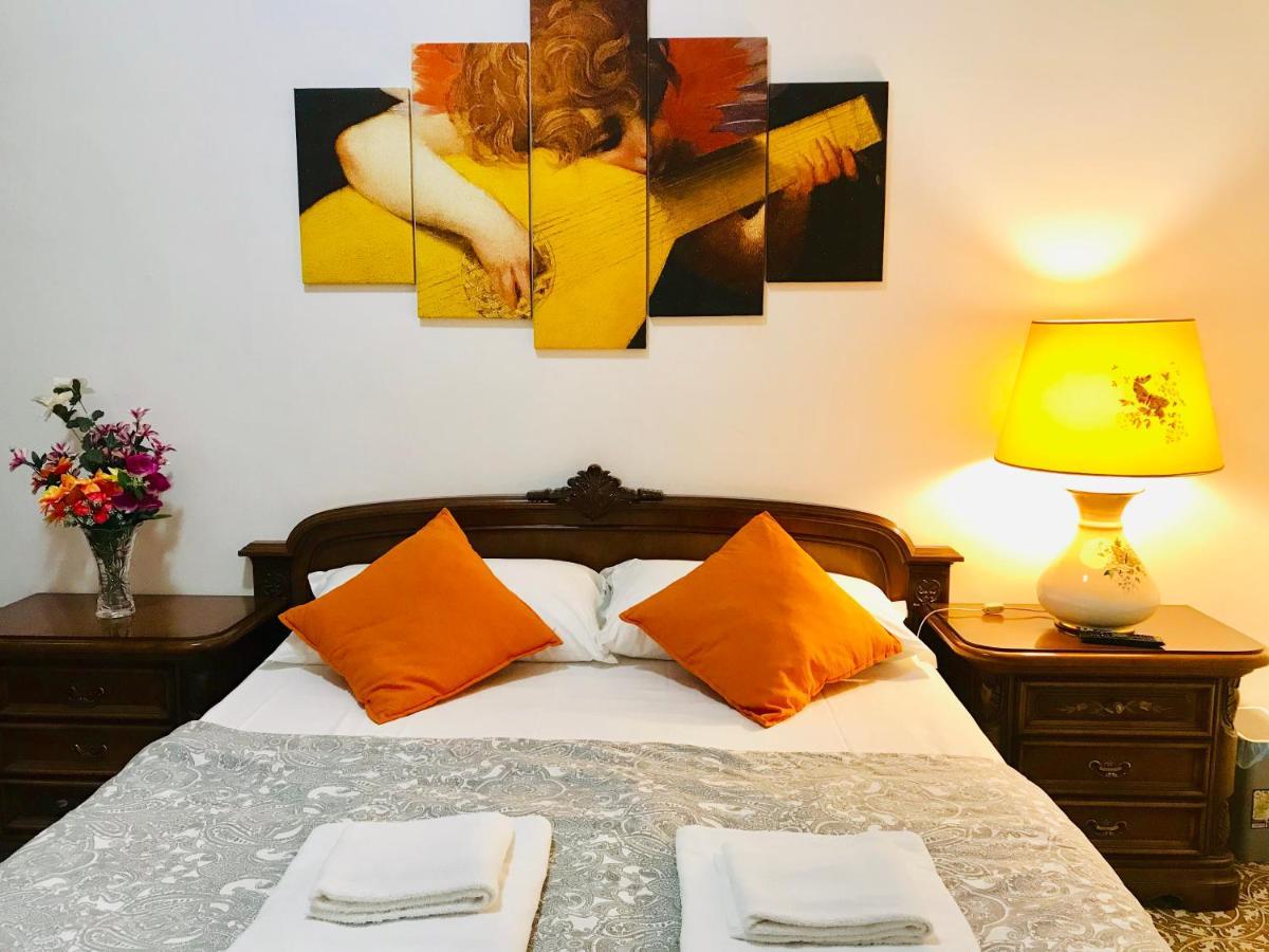 4 Bed Rooms Luxury Apartment Near Colosseum Ρώμη Εξωτερικό φωτογραφία
