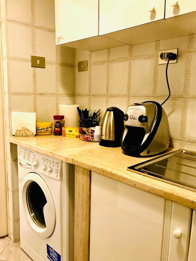 4 Bed Rooms Luxury Apartment Near Colosseum Ρώμη Εξωτερικό φωτογραφία