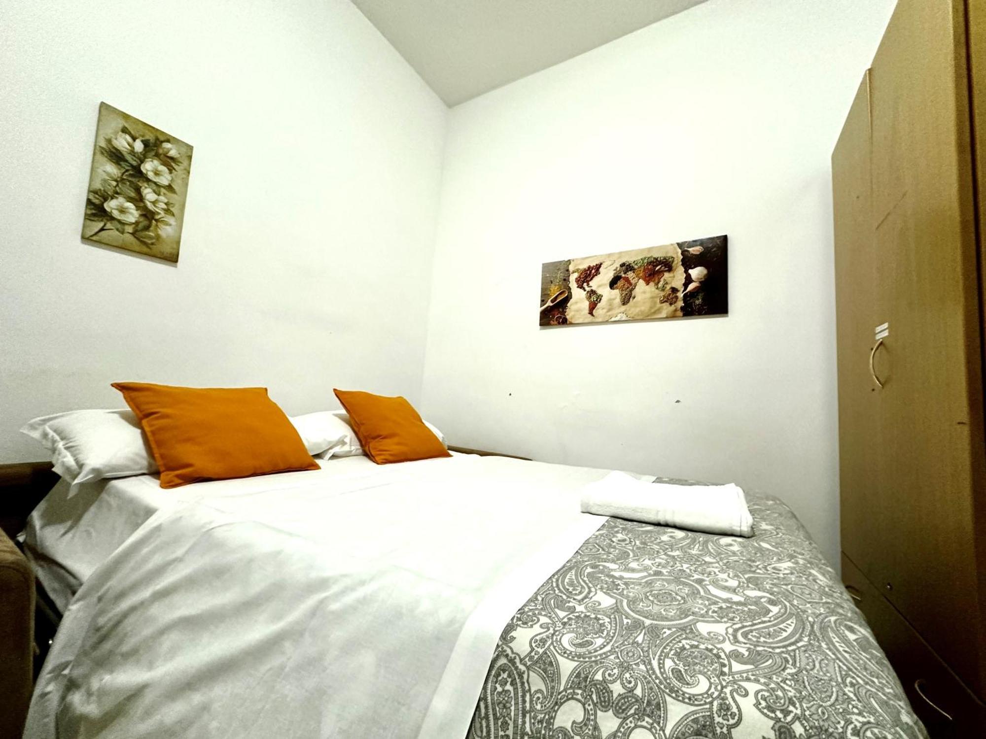 4 Bed Rooms Luxury Apartment Near Colosseum Ρώμη Εξωτερικό φωτογραφία