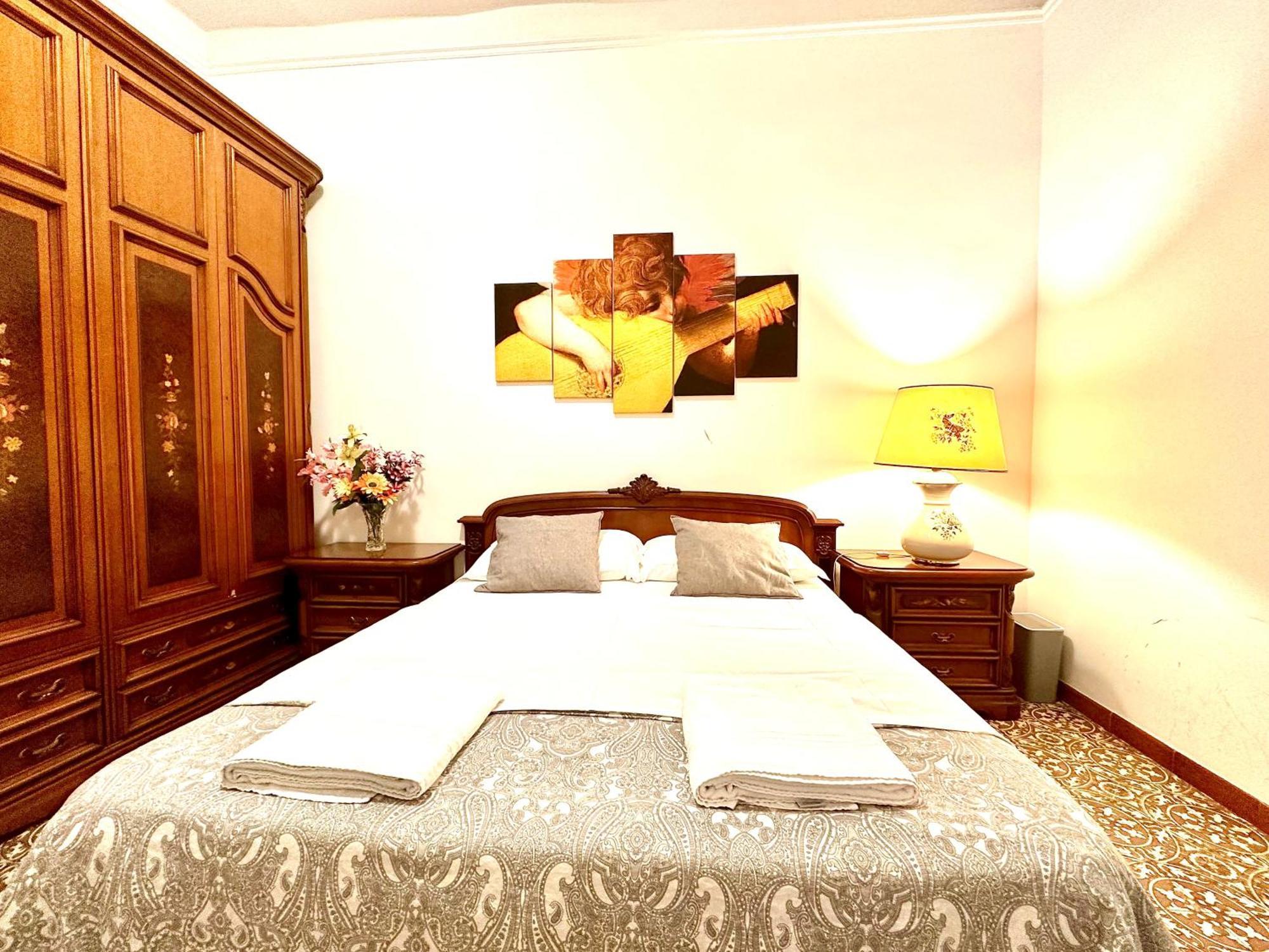 4 Bed Rooms Luxury Apartment Near Colosseum Ρώμη Εξωτερικό φωτογραφία